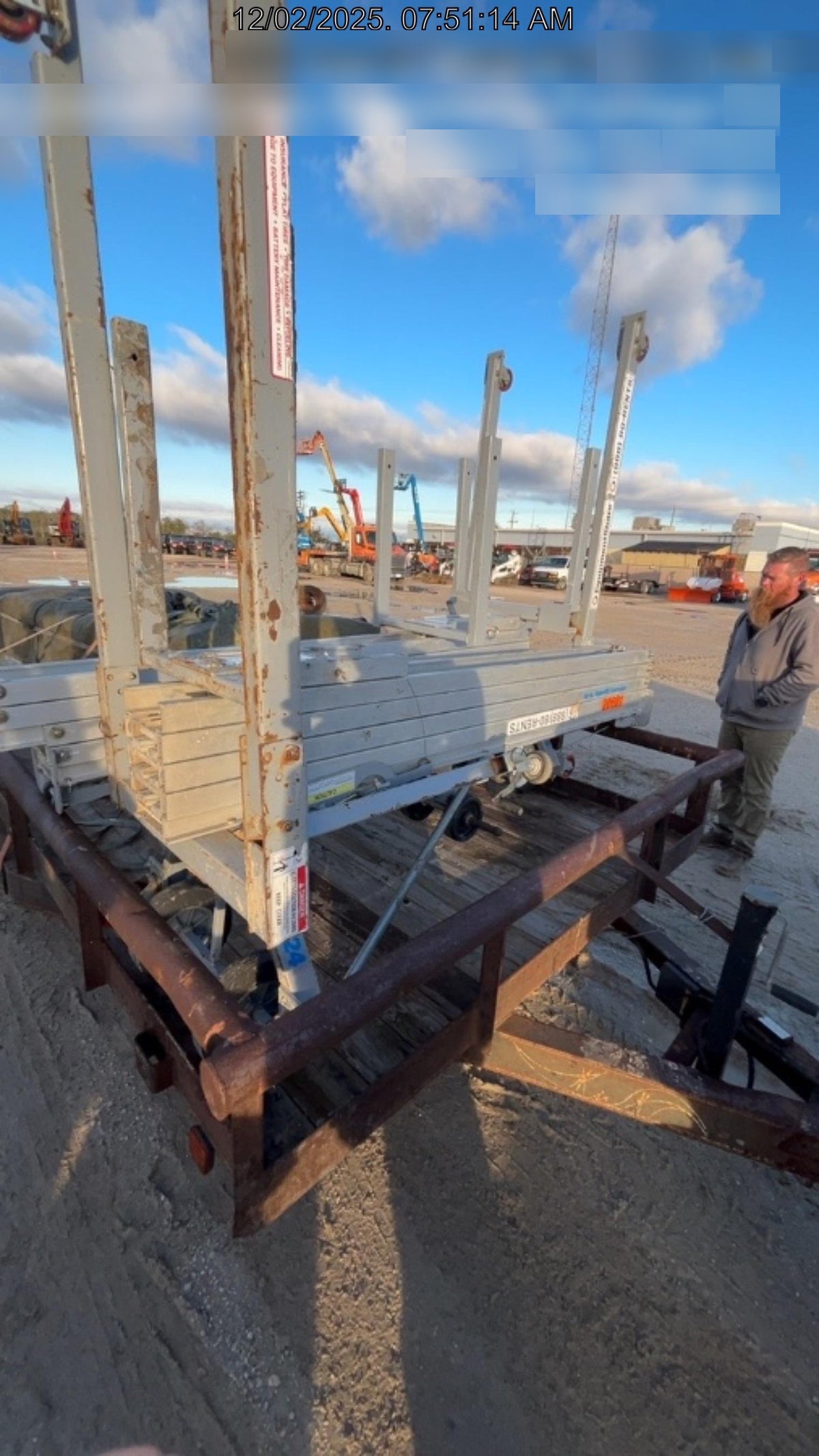2023 GENIE SLC-24