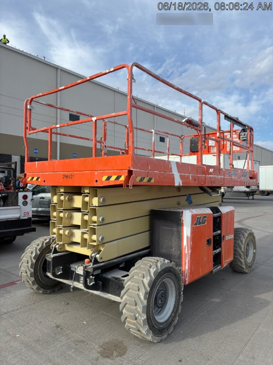 2023 JLG 4394RT