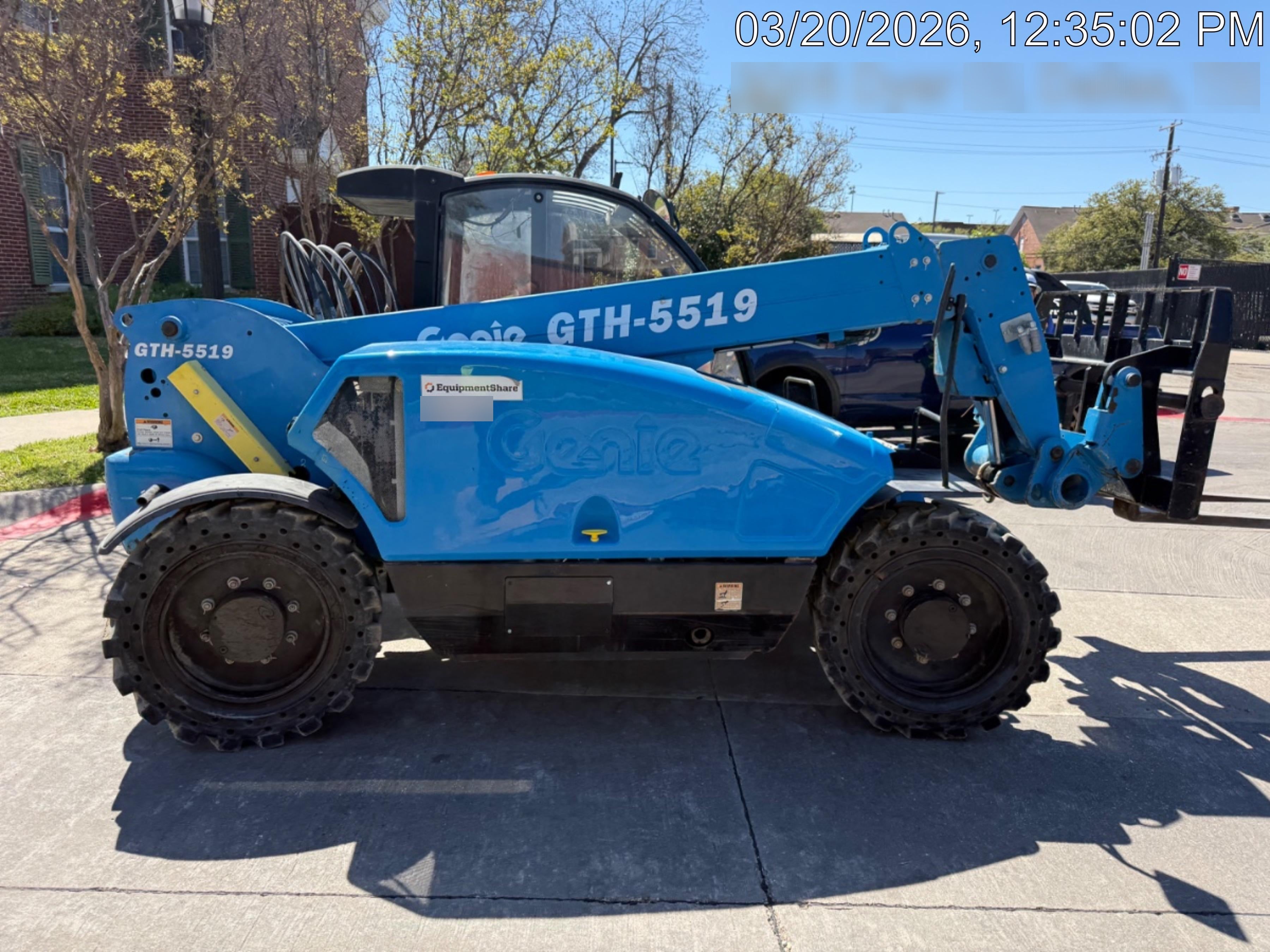 2019 GENIE GTH-5519