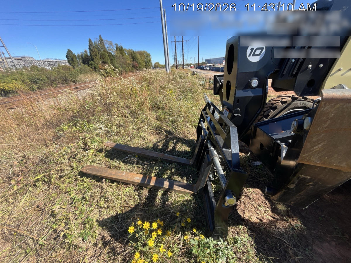 2025 JLG 1055 Premium