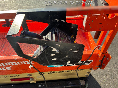 2023 JLG ES1932