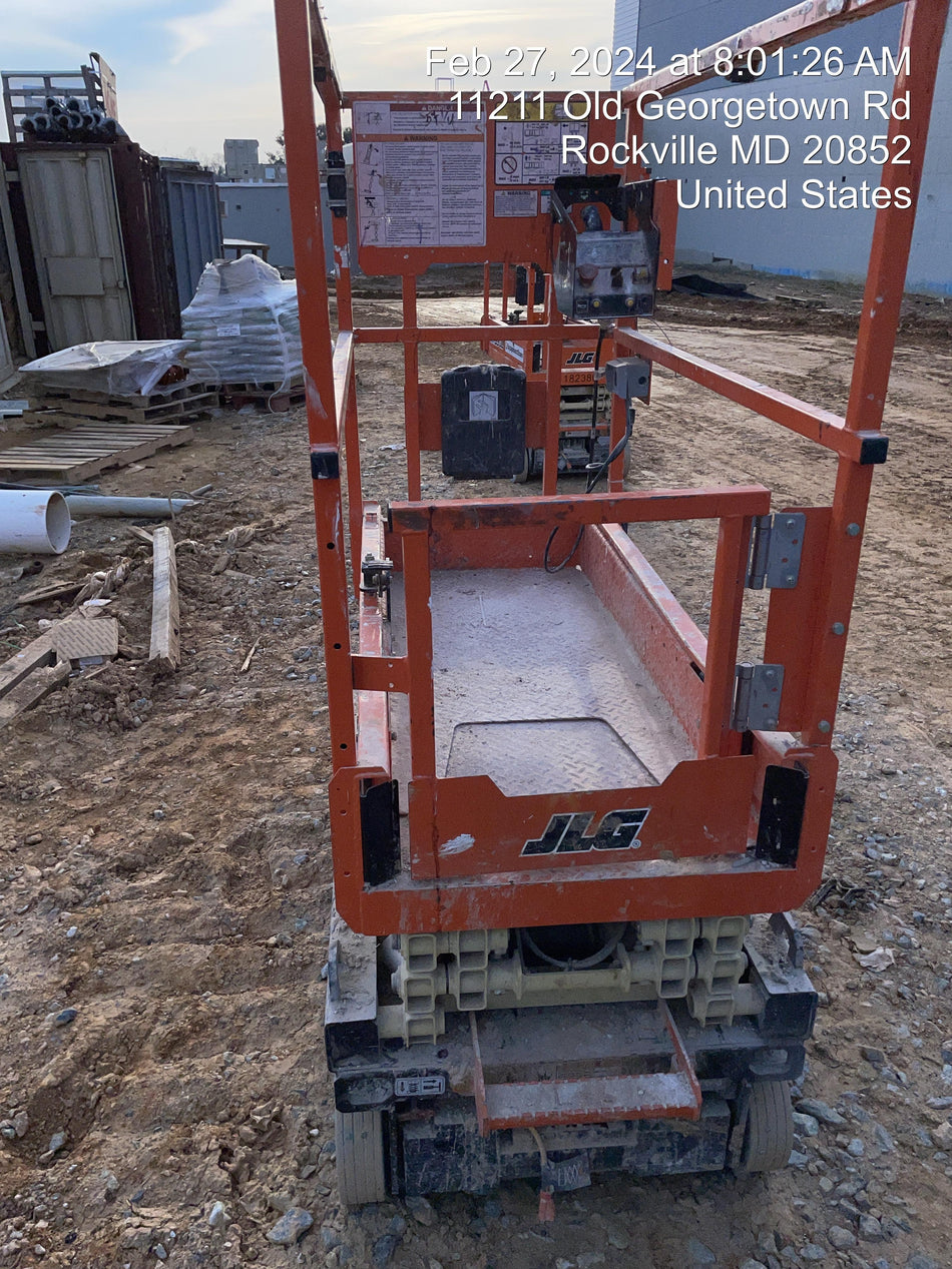 2022 JLG ES1330L