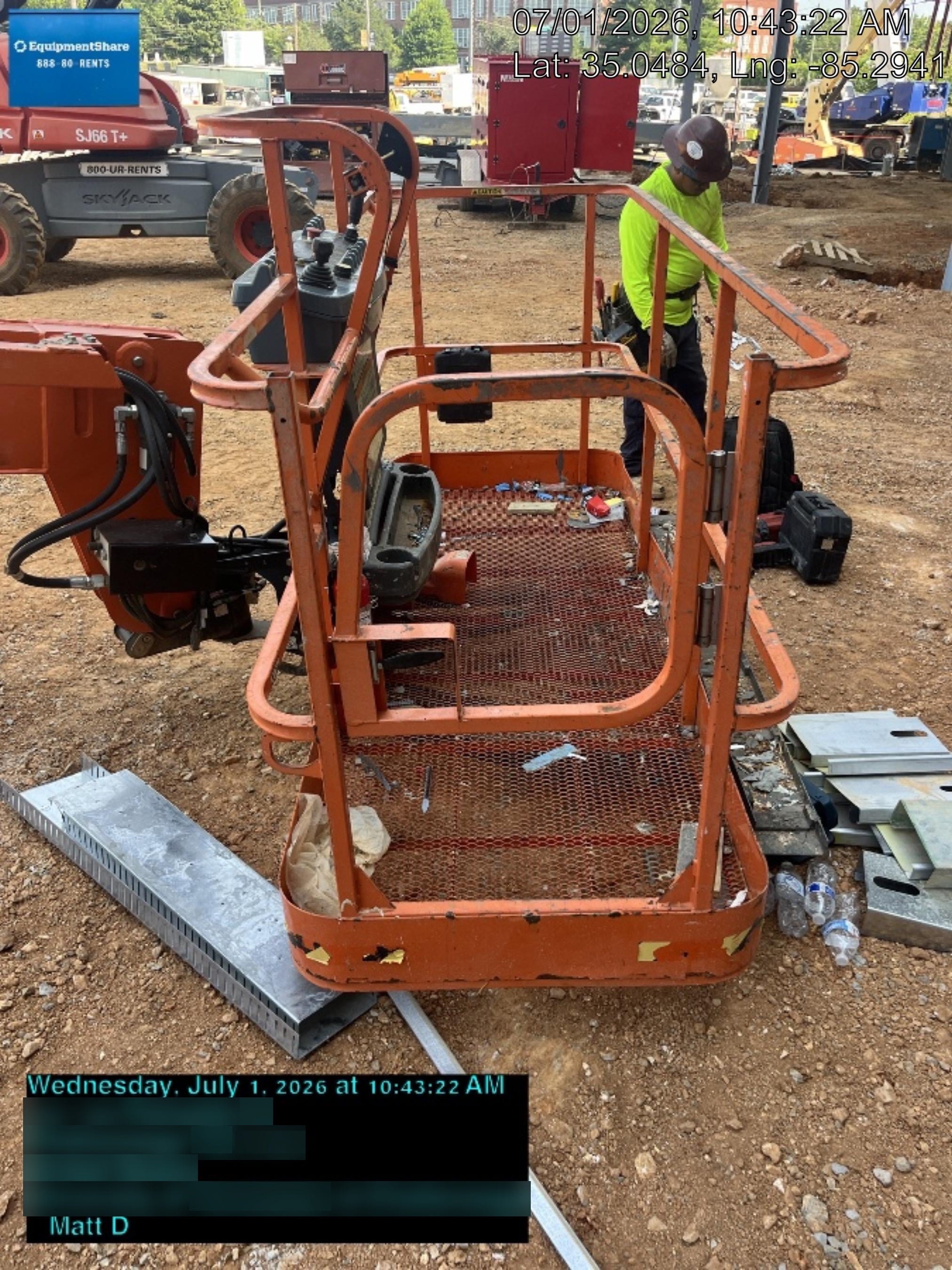 2021 JLG 600S