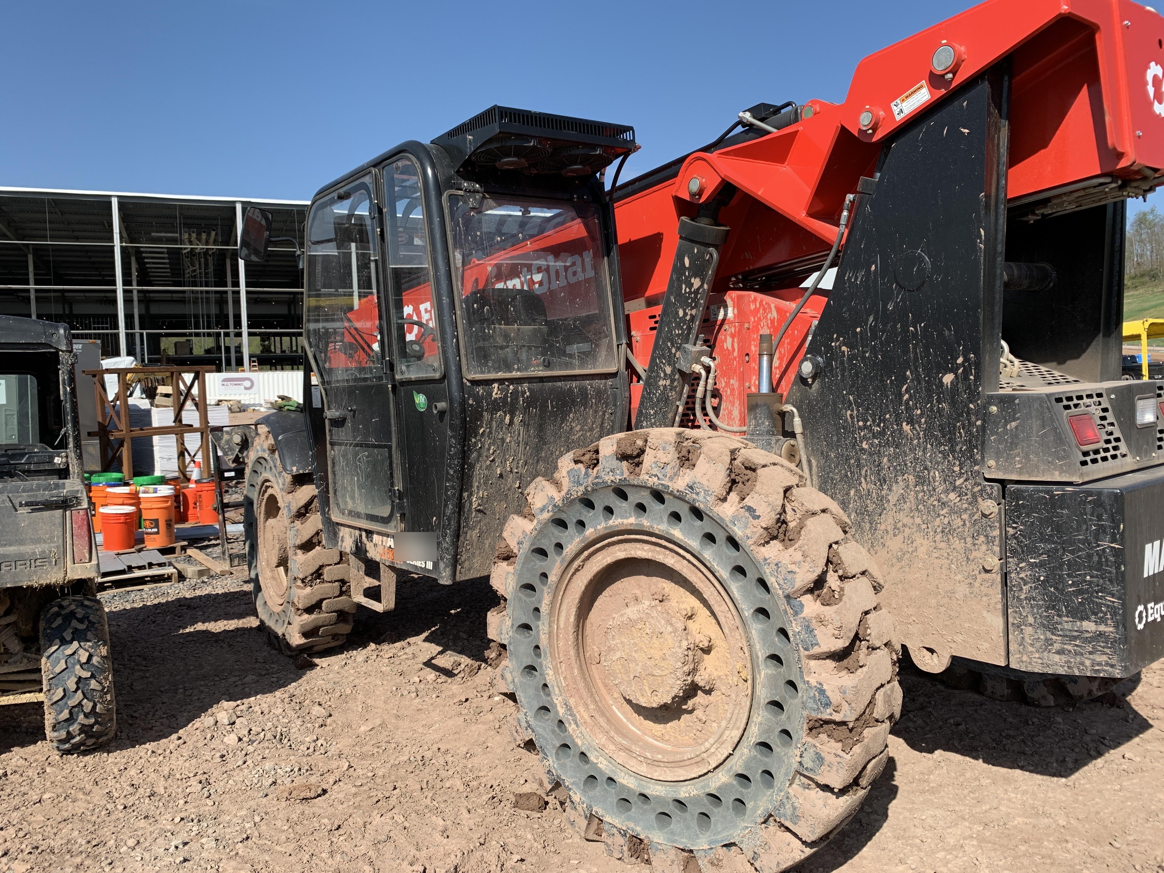 2021 MANITOU MTA10055