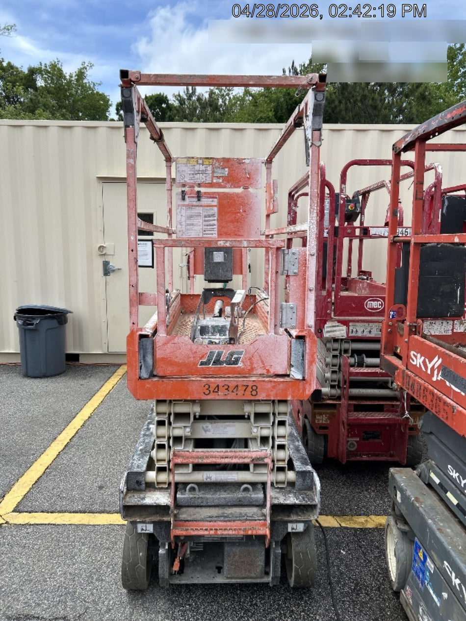 2023 JLG ES1932