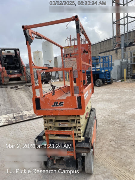 2021 JLG ES1932
