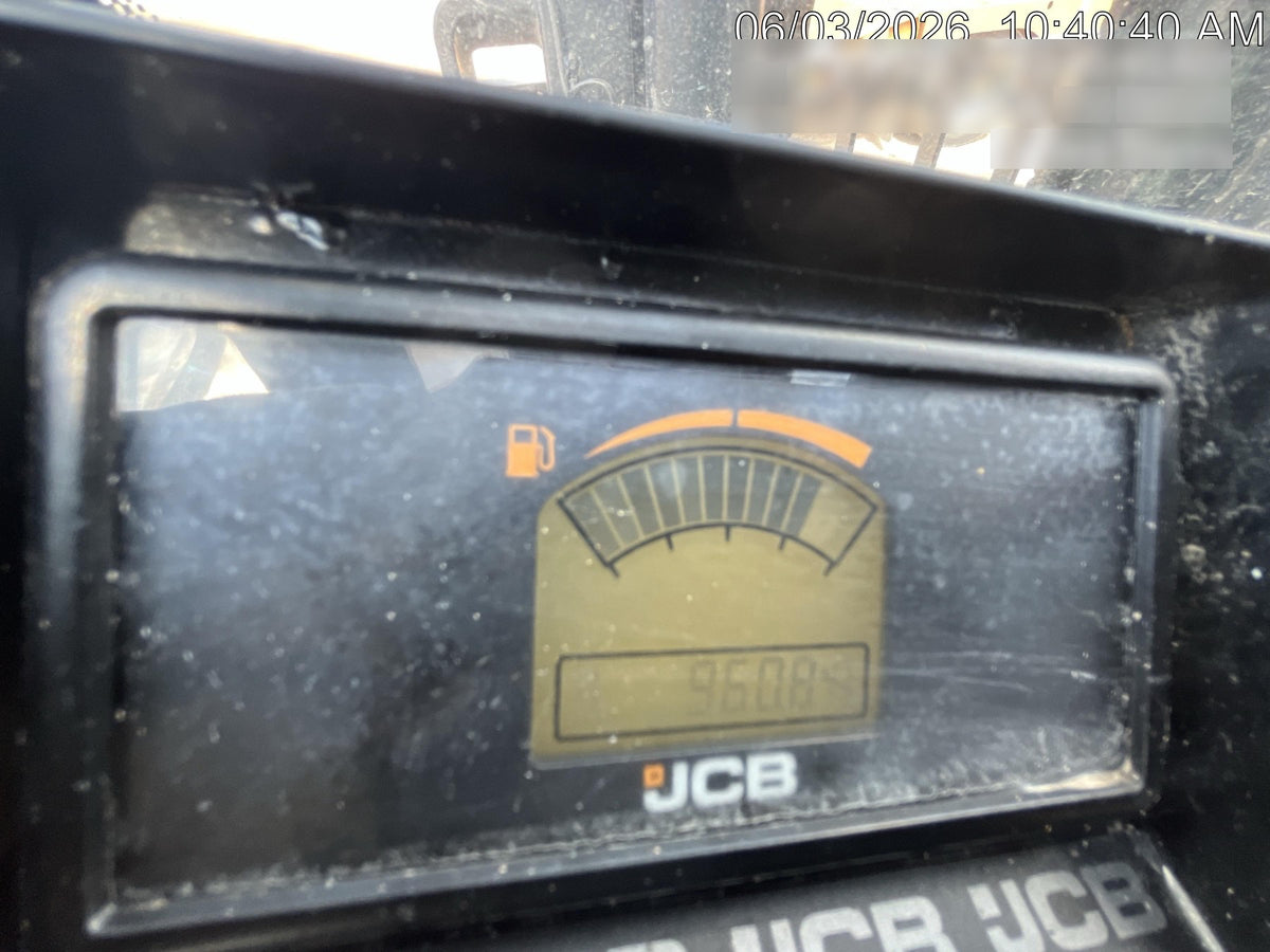2025 JCB 940-4
