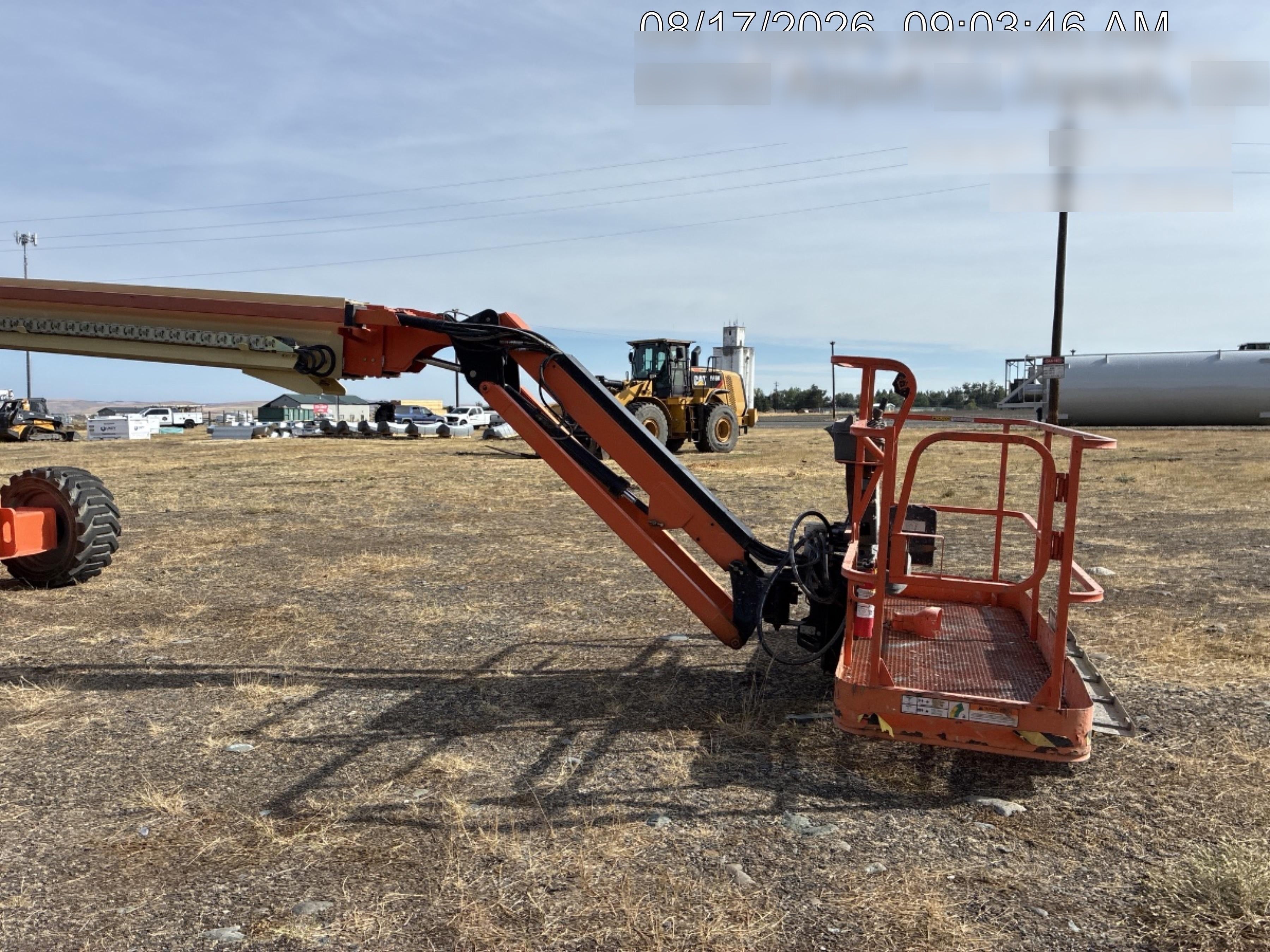 2020 JLG 660SJ