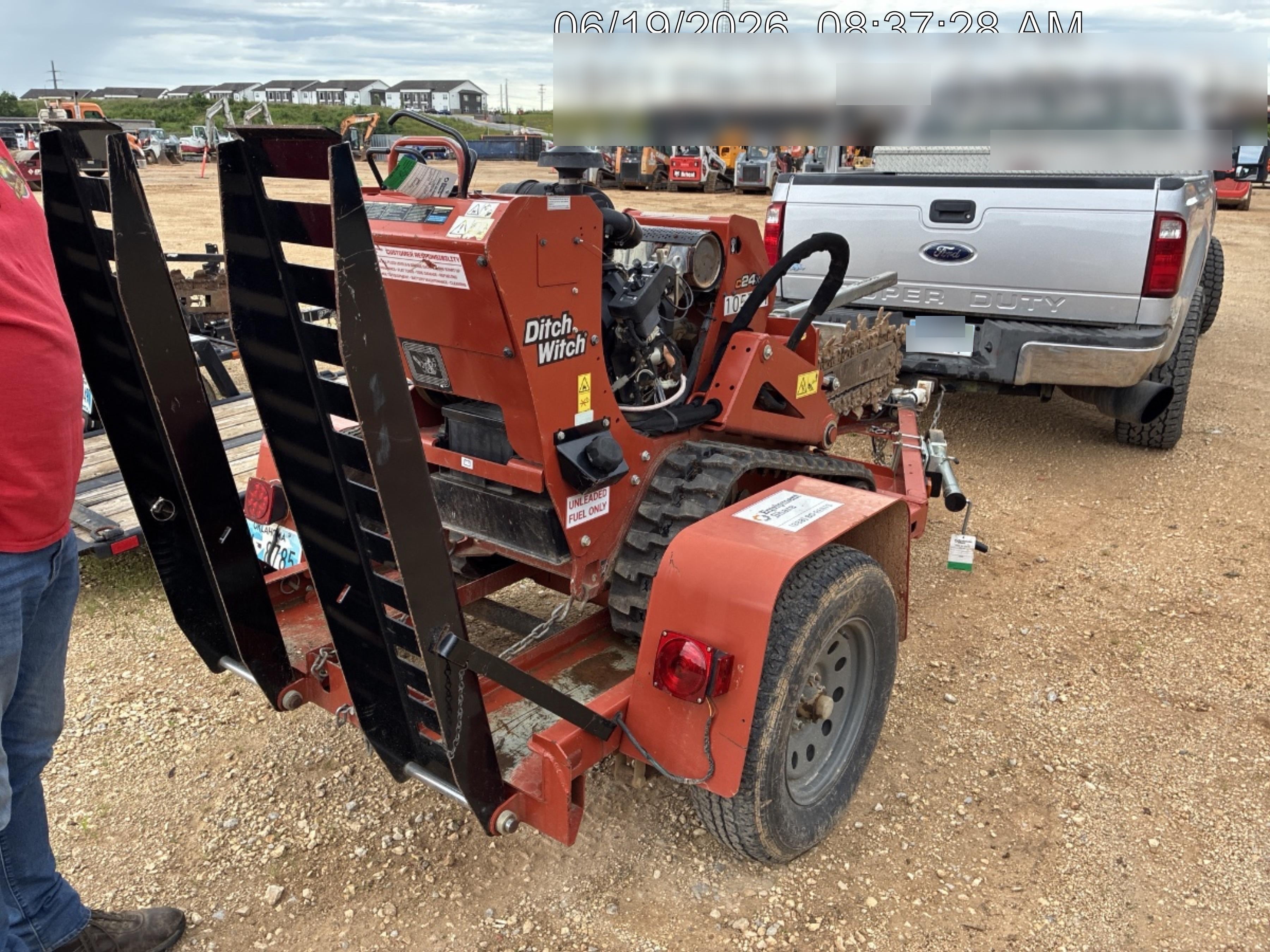 2020 DITCH WITCH C24XA