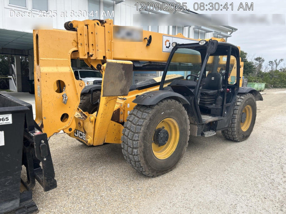 2022 JCB 510-56