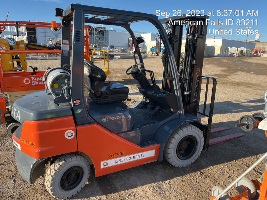 2022 TOYOTA 50-8FGU25