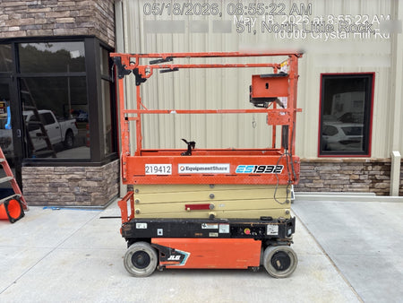 2022 JLG ES1932