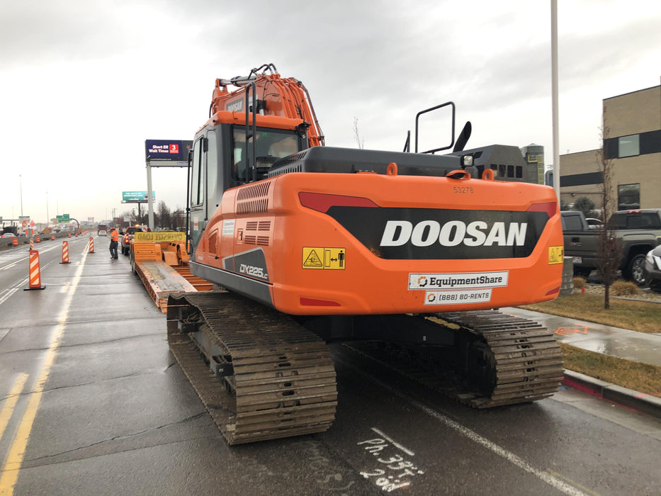 2019 DOOSAN DX225LC-5
