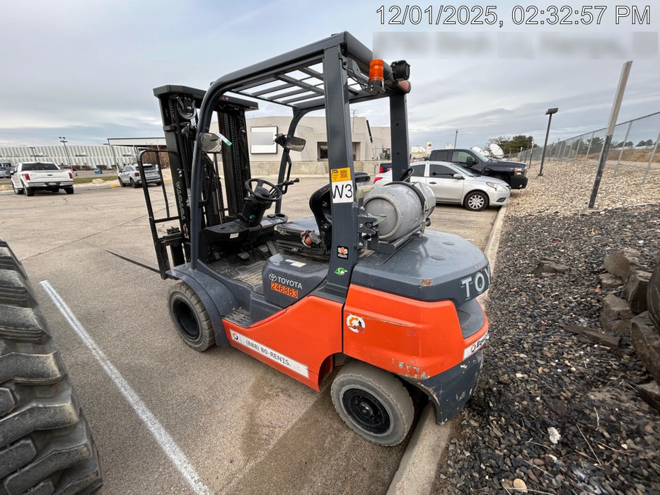 2022 TOYOTA 50-8FGU25