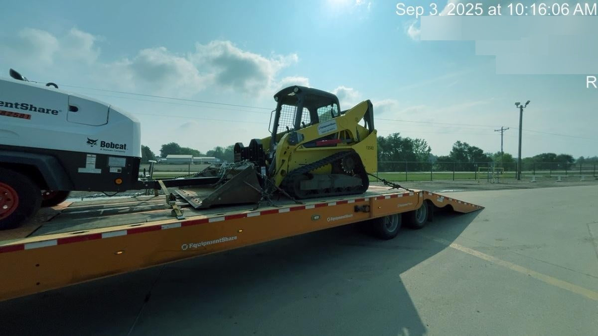 2018 Wacker Neuson ST31 ST31 8k Tracked Skid Loader, Canopy, 2 speed, Bucket Leveling , Selectable EH Controls, Variable speed fan, Cyclonic precleaner, 75" Bucket LP w/ smooth bolt on edge
