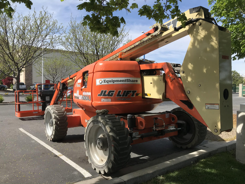 2019 JLG 600AJ