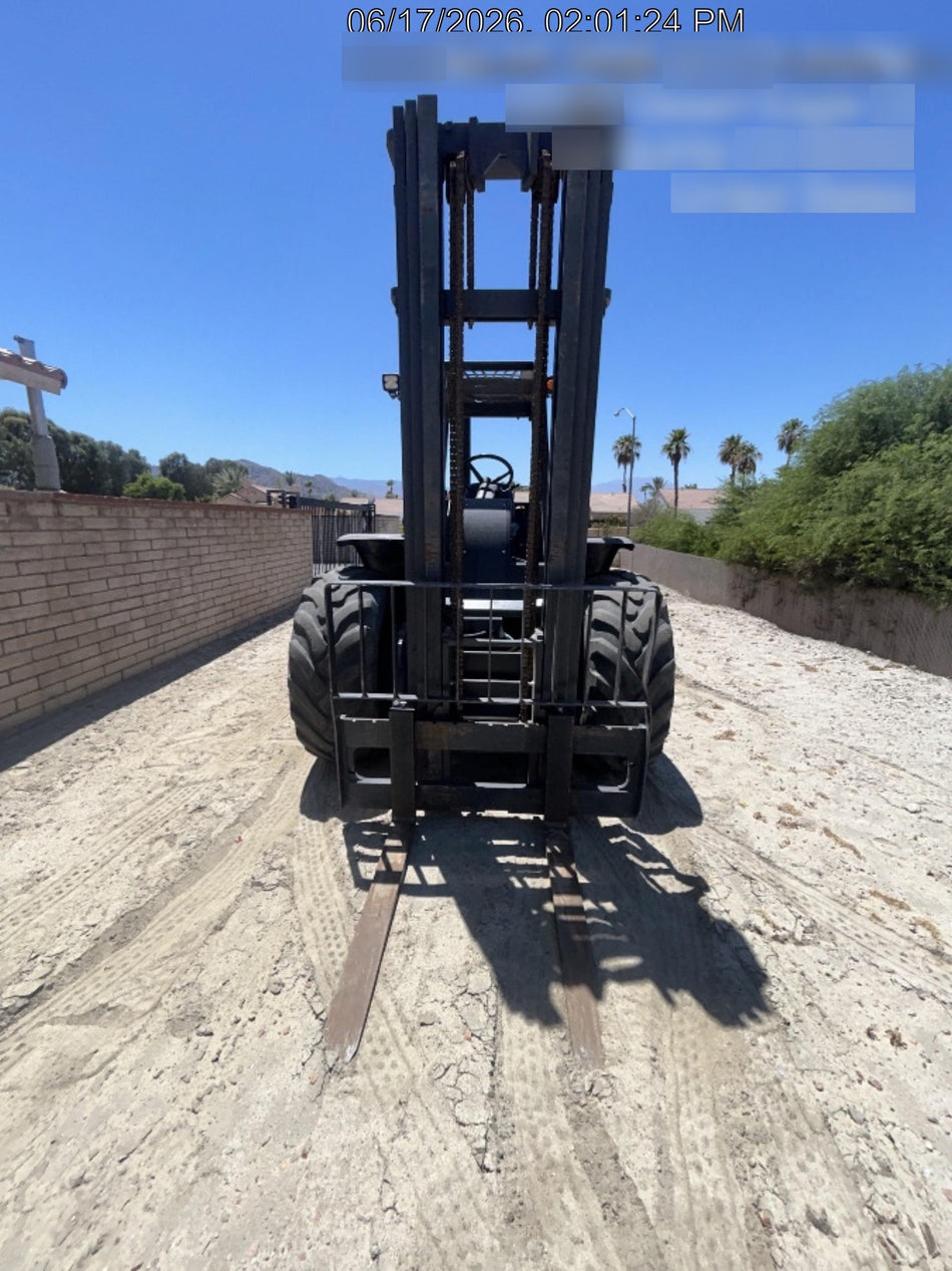 2023 CASE 588H