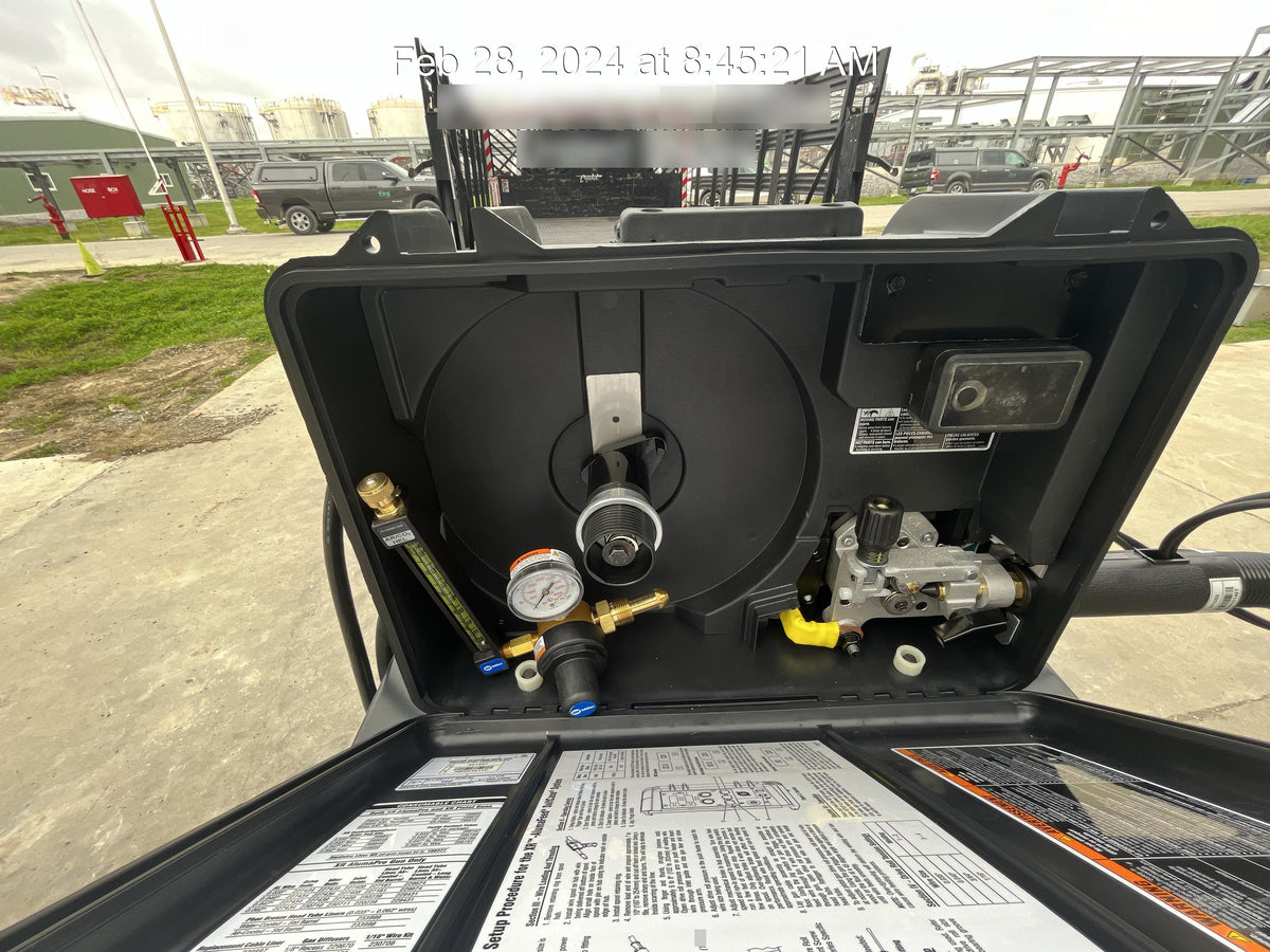 2023 MILLER ELECTRIC XR-AlumaFeed