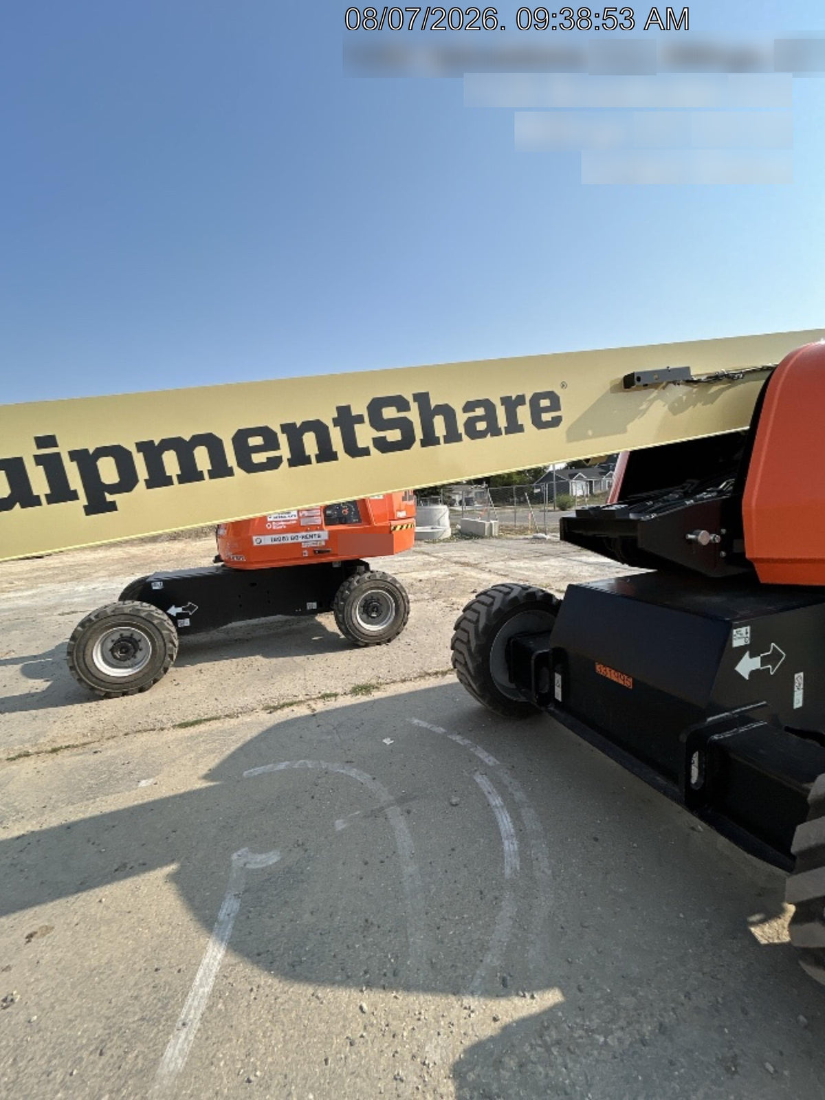 2023 JLG 660SJ