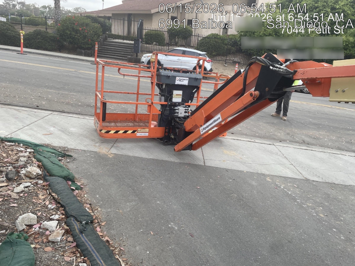 2021 JLG 600AJ