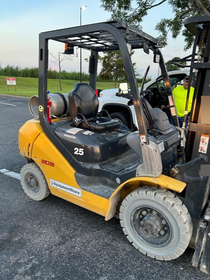 2022 KOMATSU FG25T-16