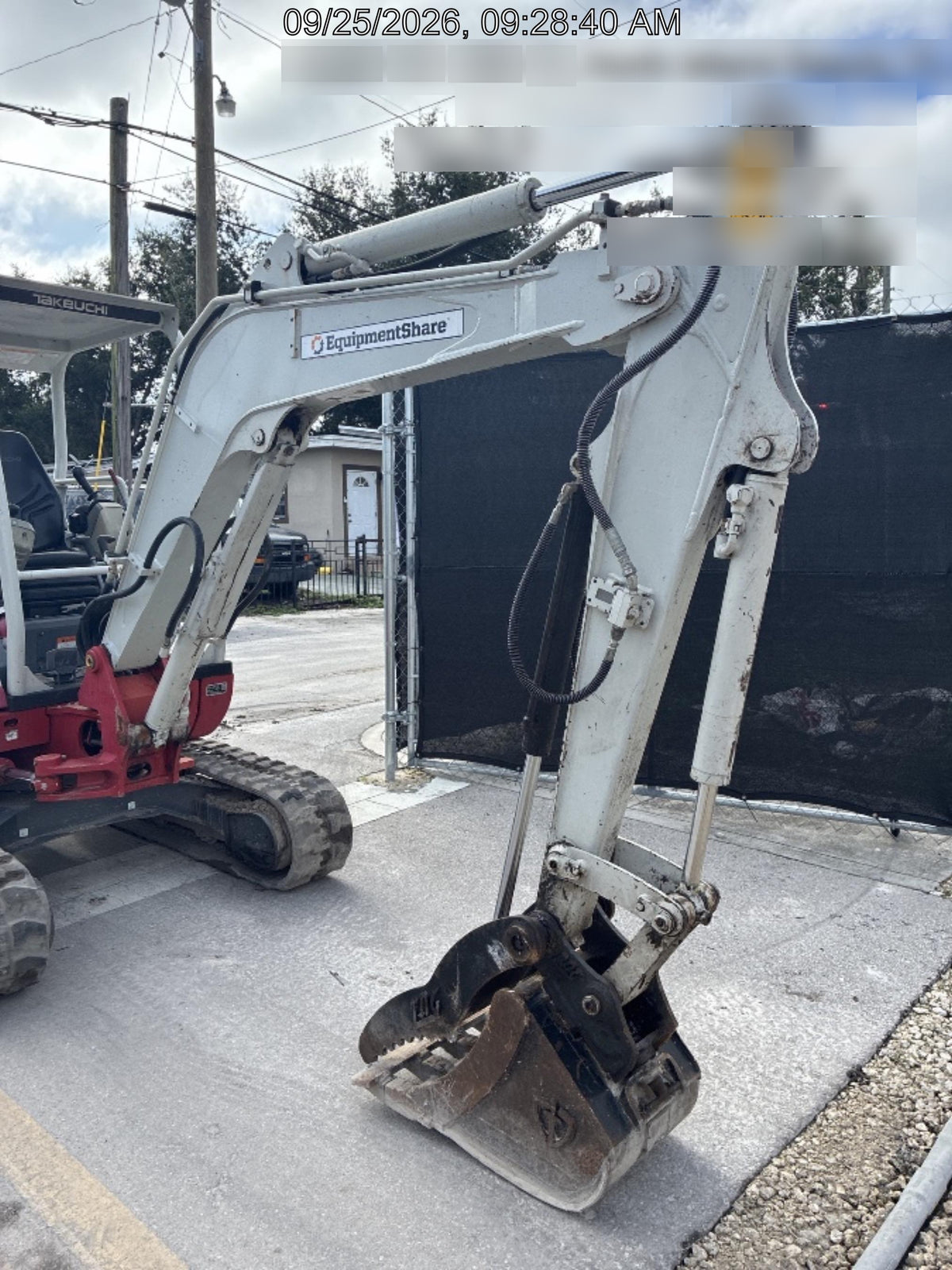 2022 TAKEUCHI TB235-2R