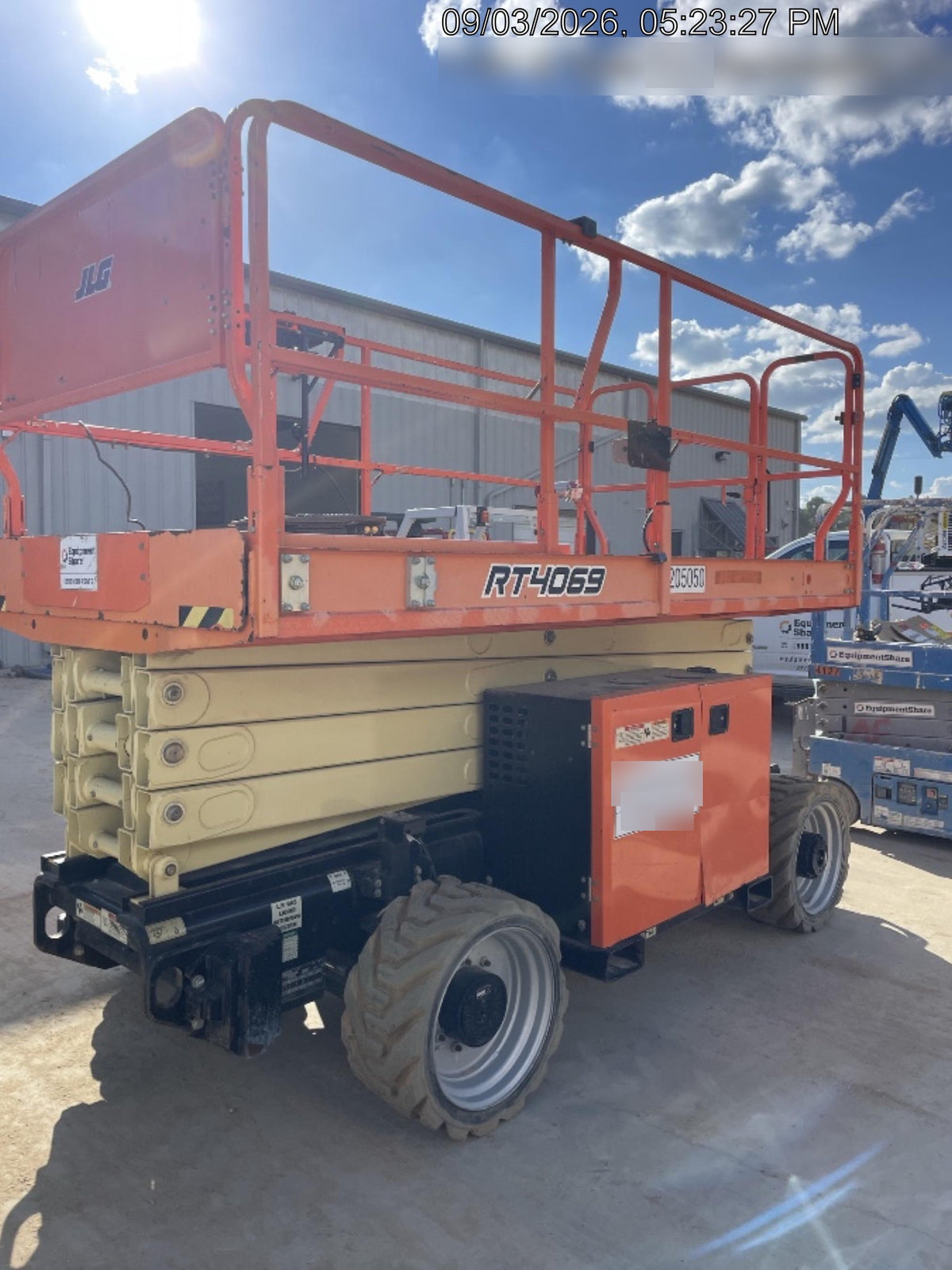 2023 JLG ERT4069