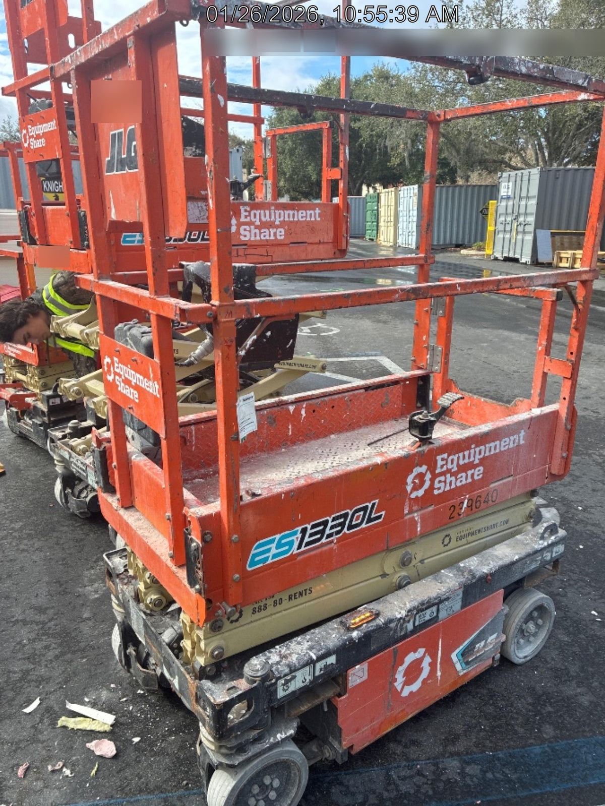 2022 JLG ES1330L