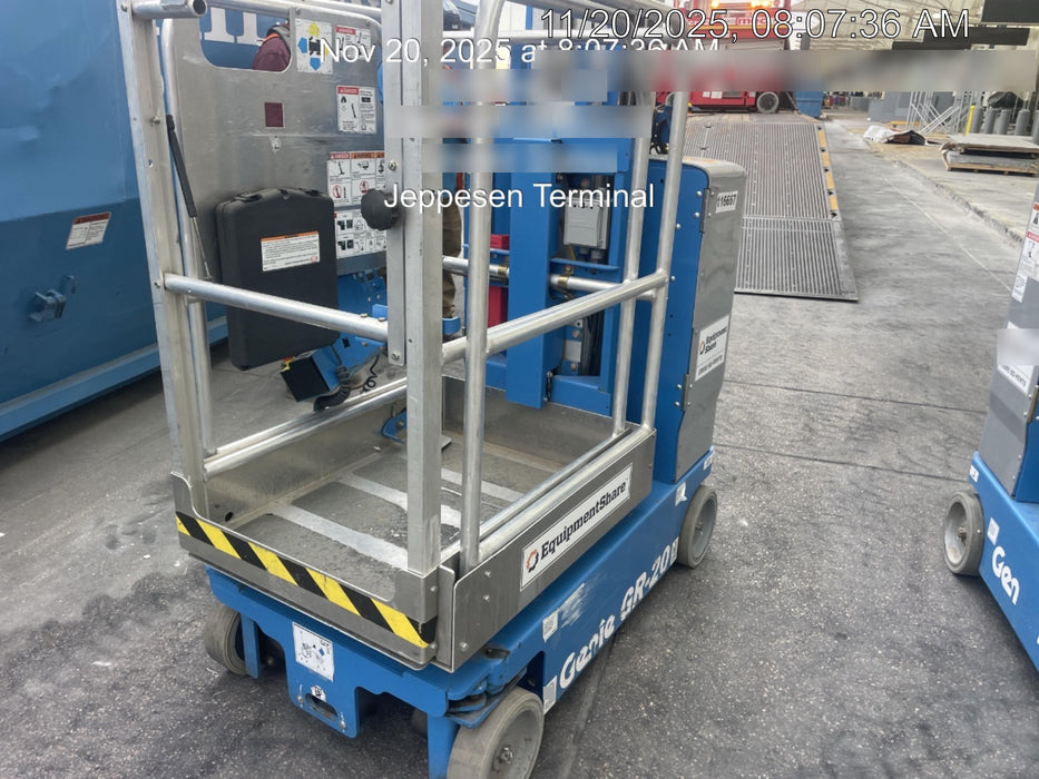 2020 GENIE GR-20