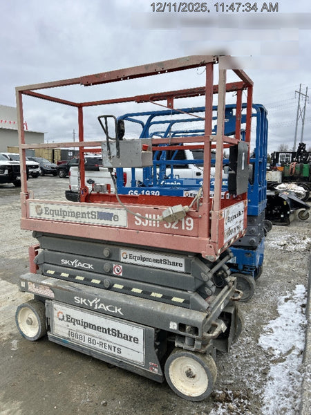 2019 Skyjack SJIII-3219 Standard Options, Trojan Batteries