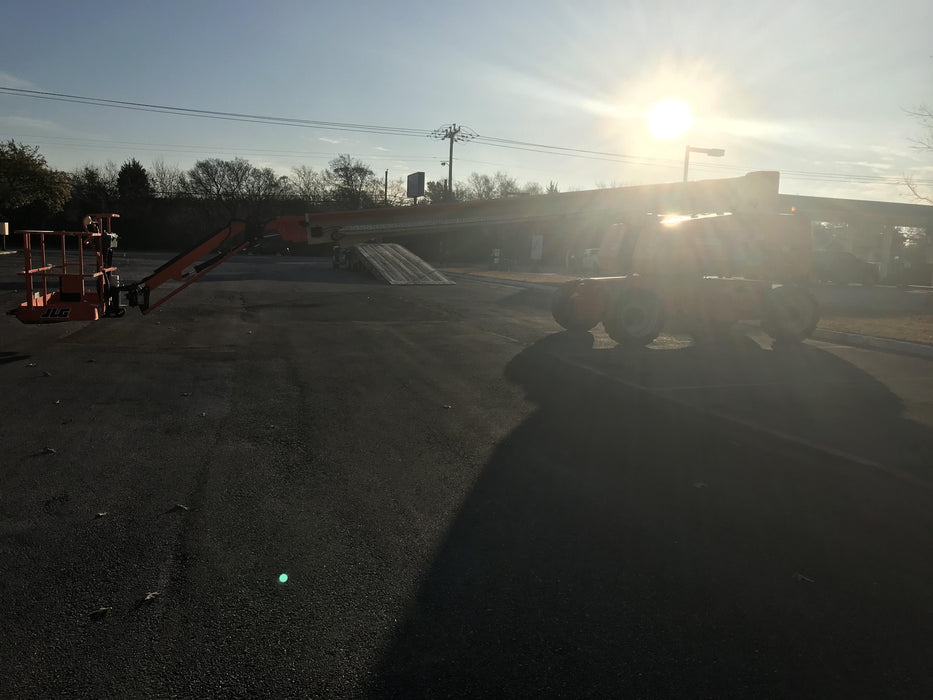 2019 JLG 860SJ
