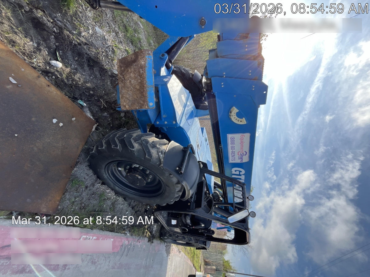2017 GENIE GTH-1056