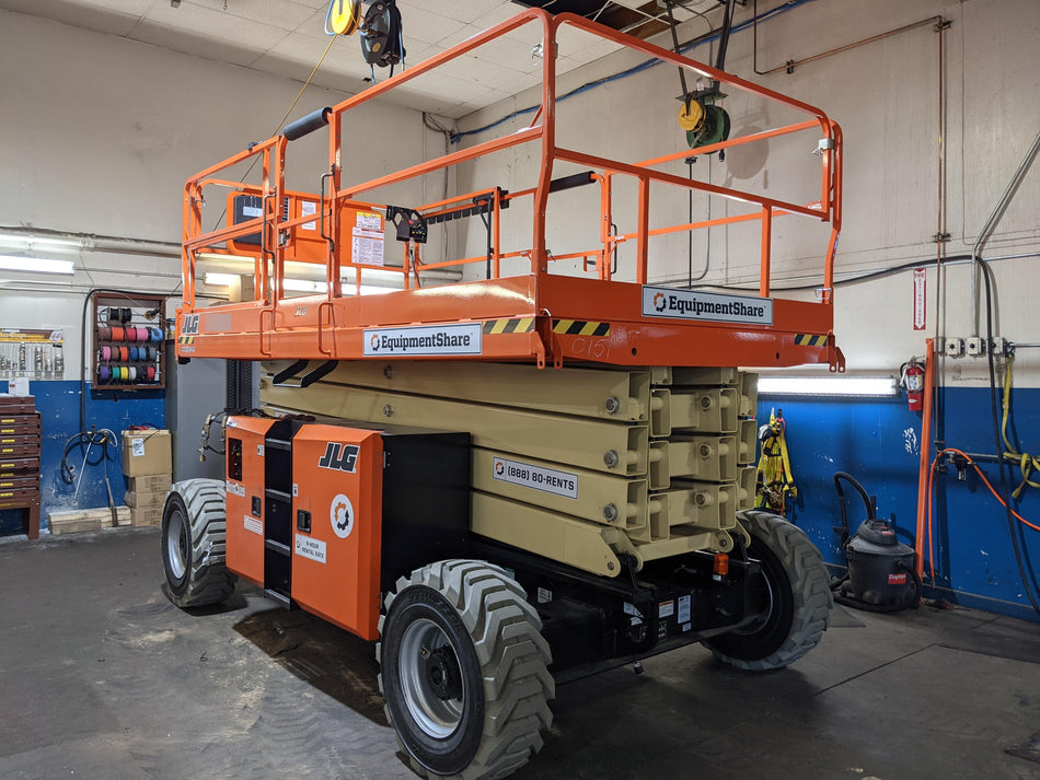 2021 JLG 430LRT