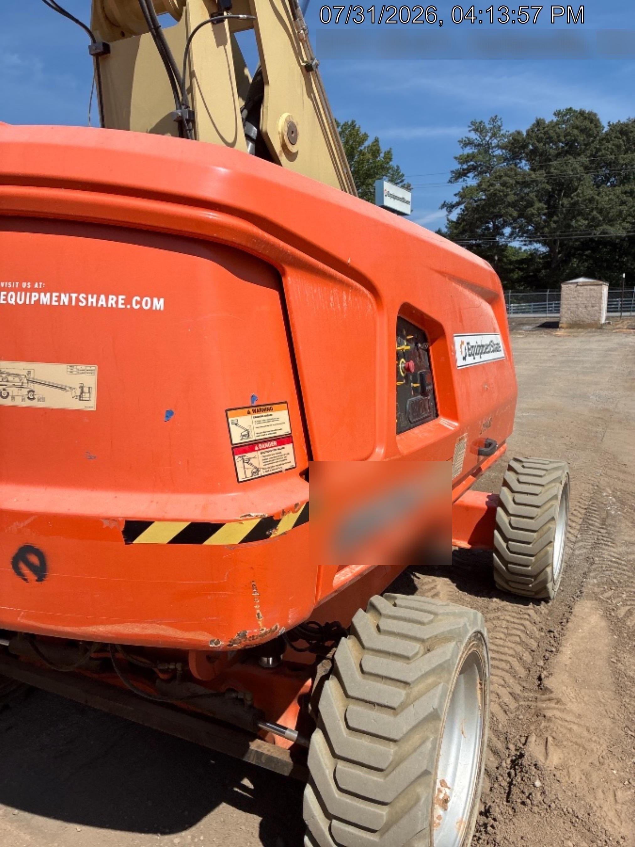 2022 JLG 660SJ