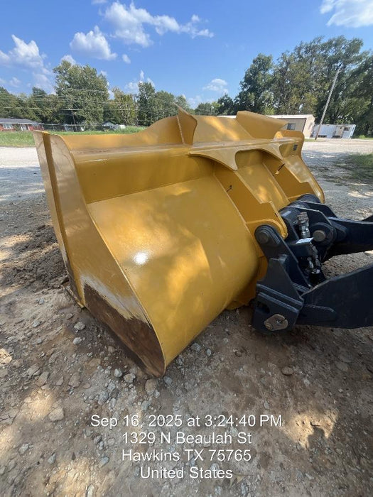 2025 JOHN DEERE 3.75 cu yd Wheel Loader Bucket - John Deere