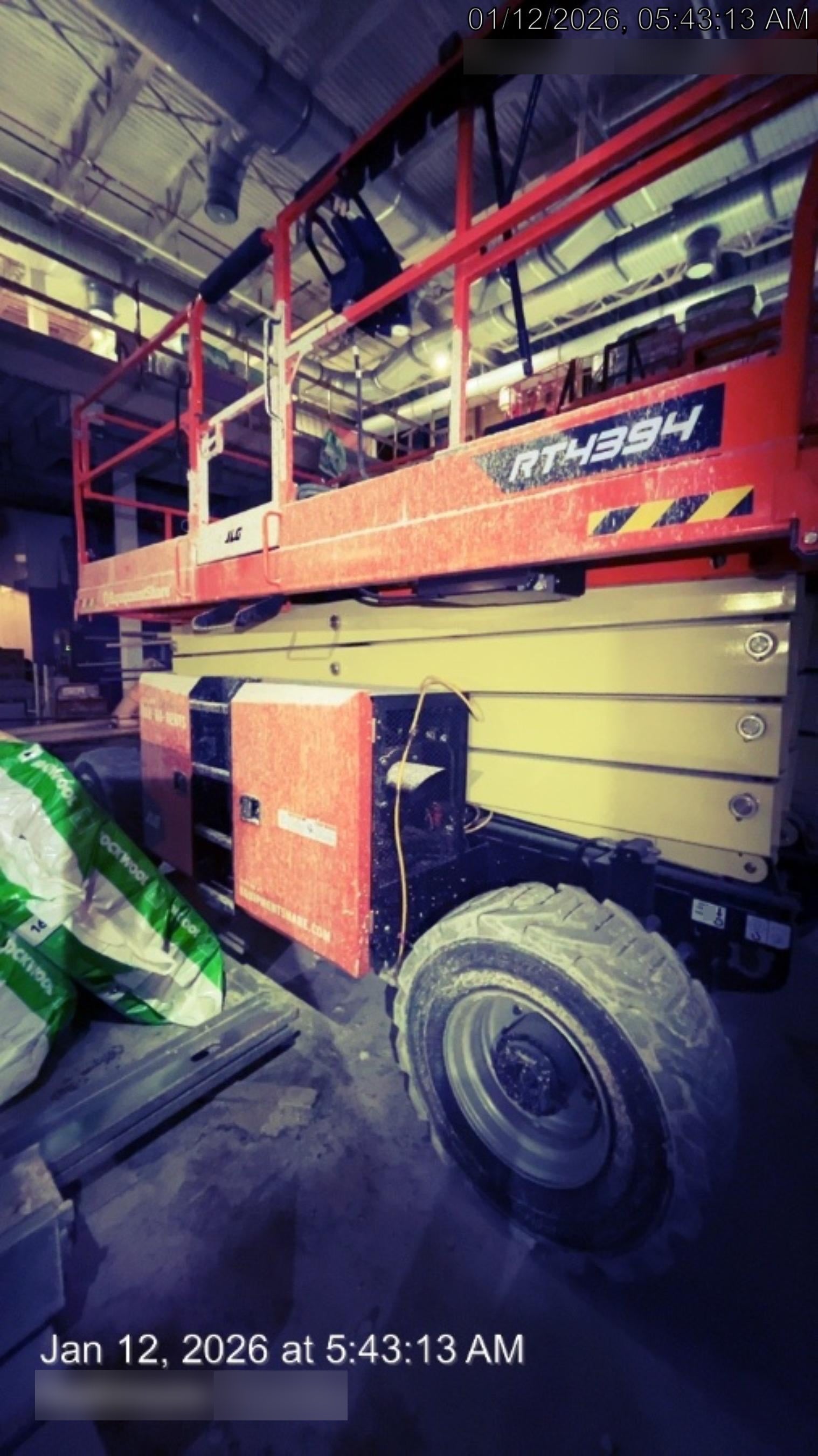 2025 JLG RT4394