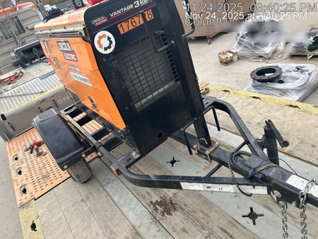 2021 Lincoln Electric Vantage 322 Vantage 322 Ready Pak 3 w/ Decals, ORANGE (includes trailer, cable rack, fender light kit) NO Telematics