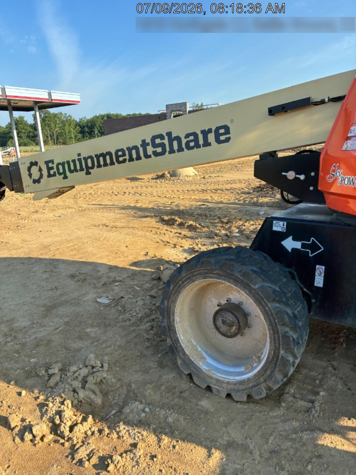 2024 JLG 660SJ