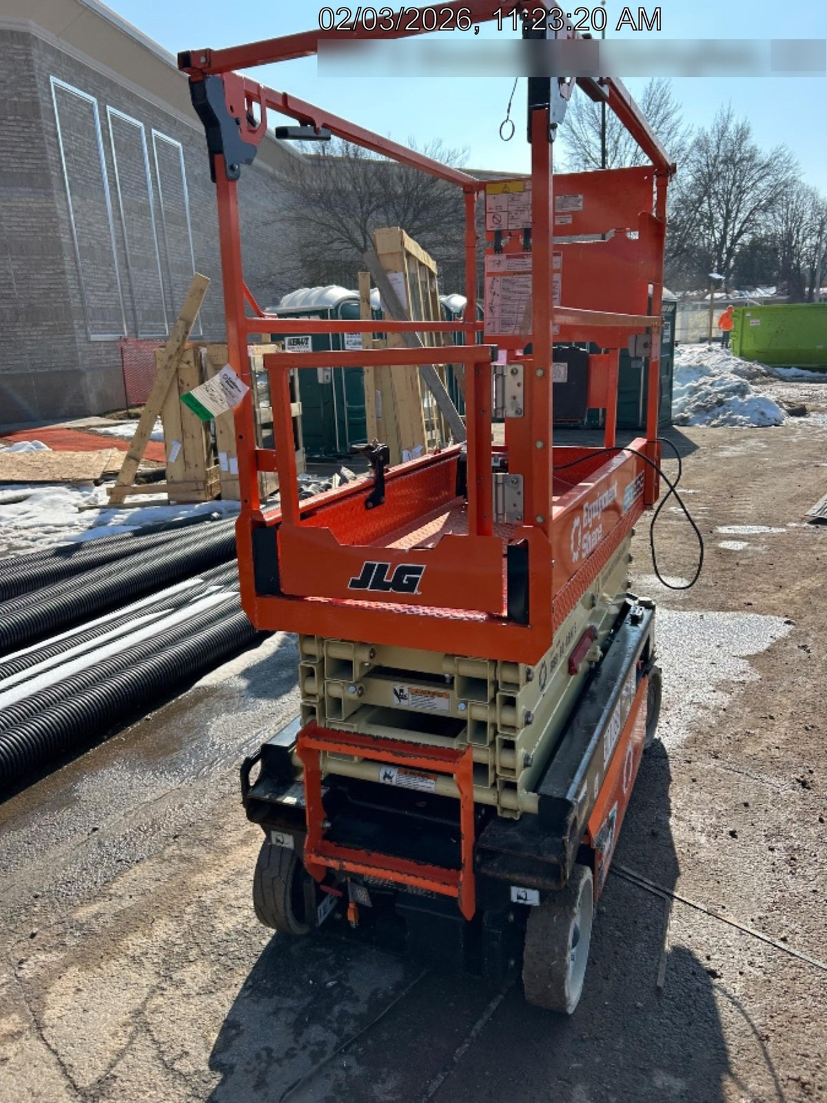 2023 JLG ES1932