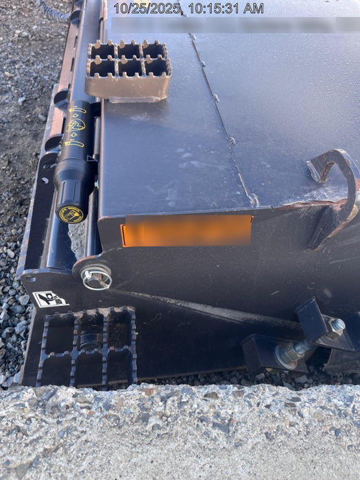 2022 PALADIN Sweepster SB72