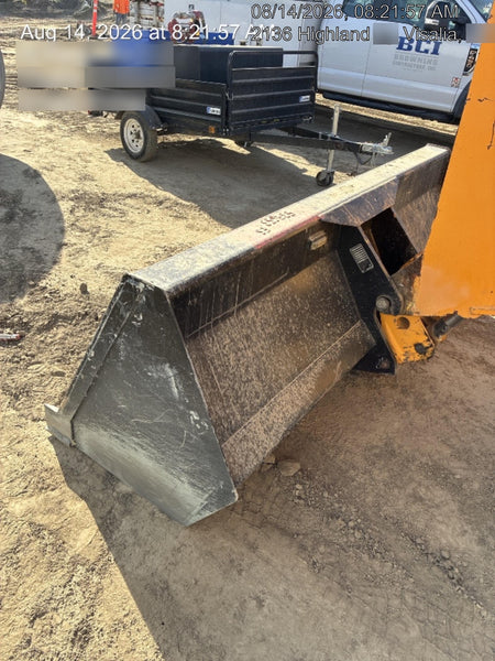 2025 JLG 1001100823