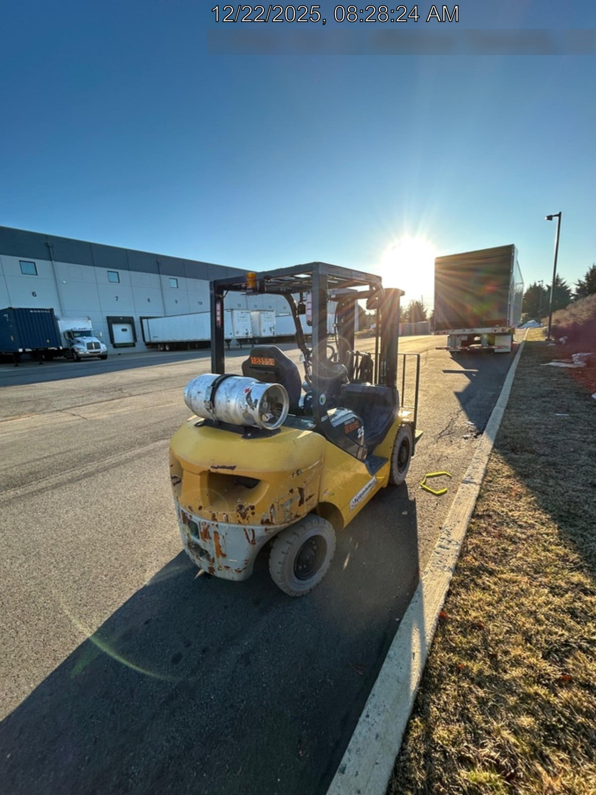 2021 KOMATSU FG25T-16