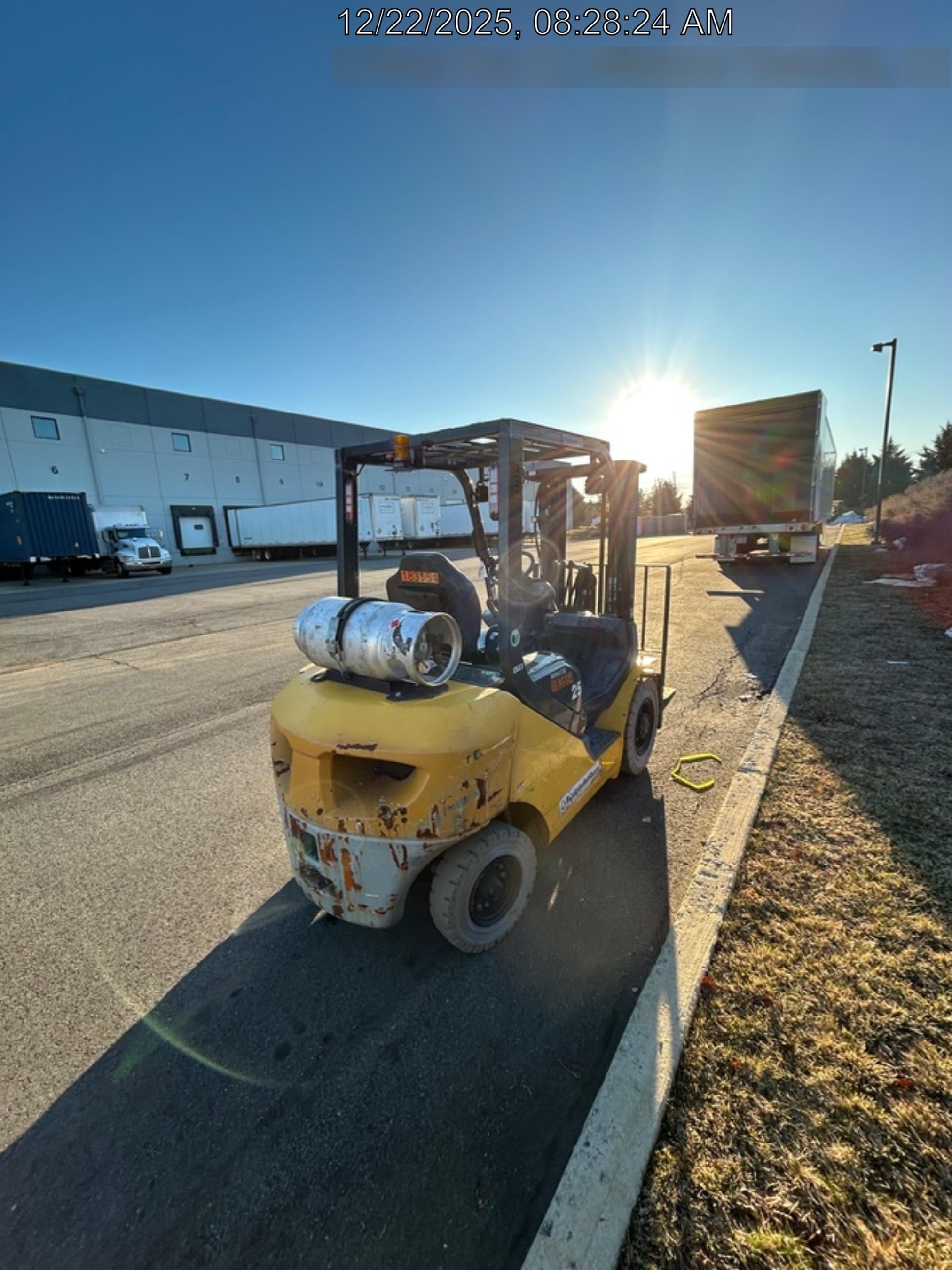 2021 KOMATSU FG25T-16
