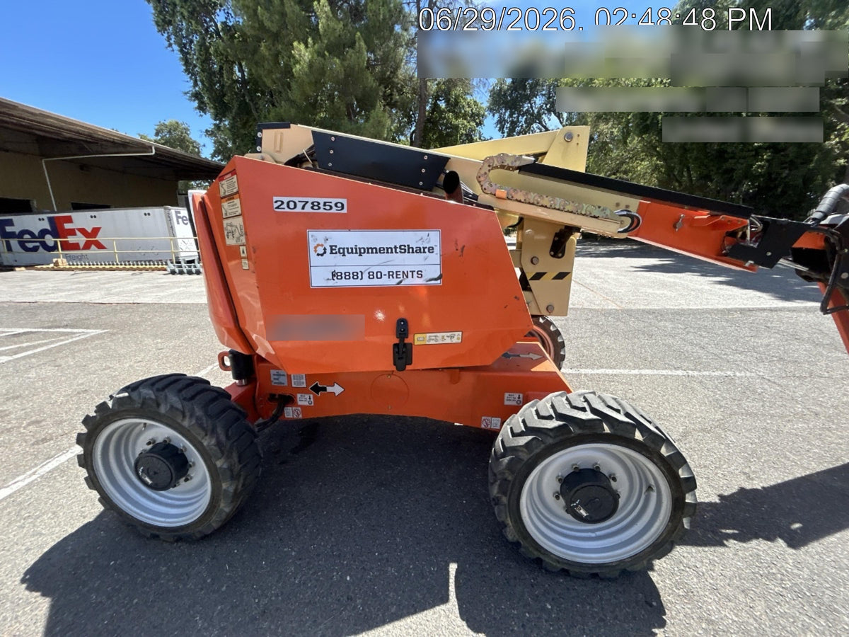 2022 JLG 340AJ