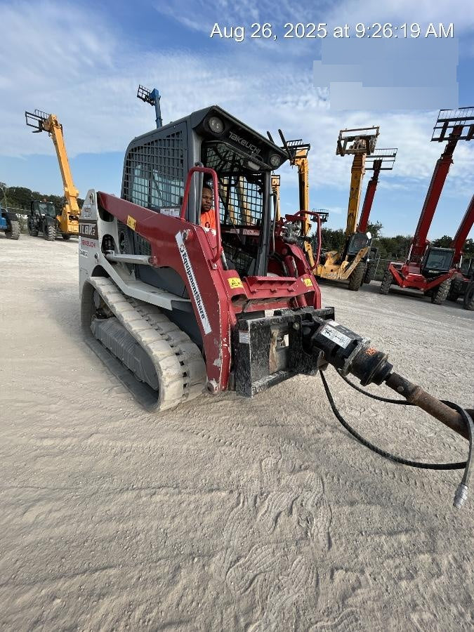 2023 TAKEUCHI TL8R2-CR