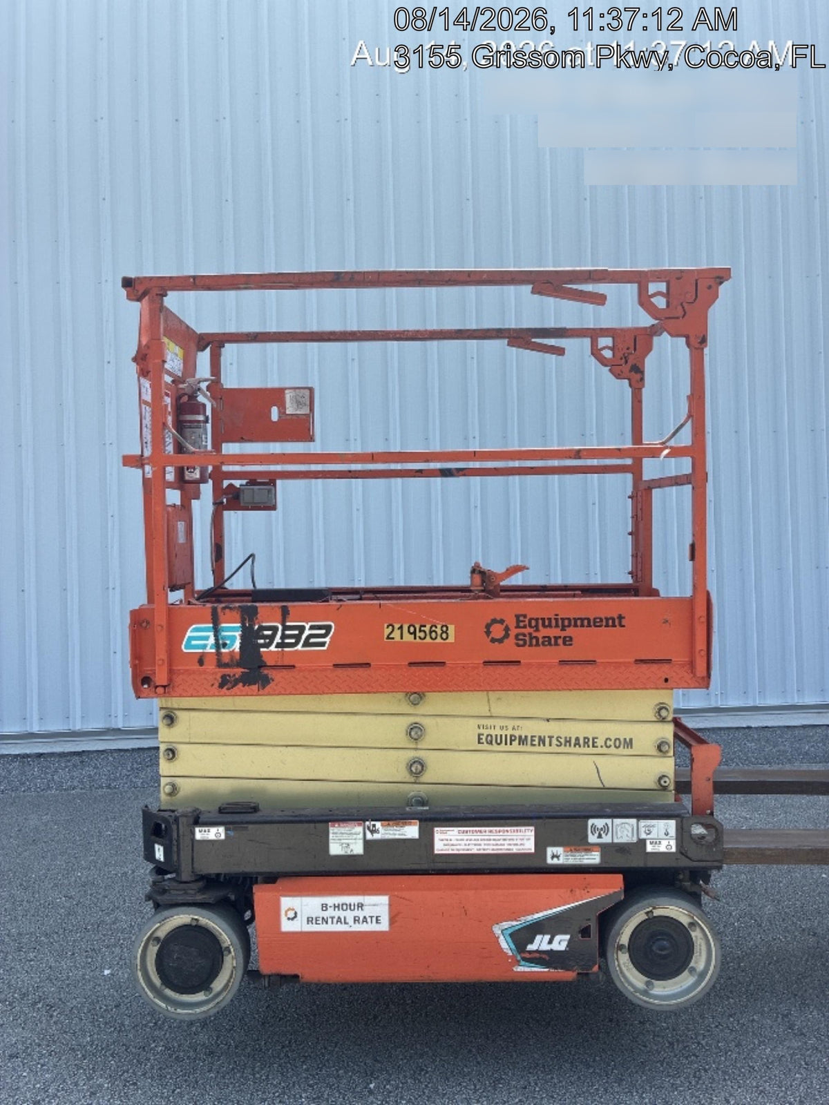 2022 JLG ES1932
