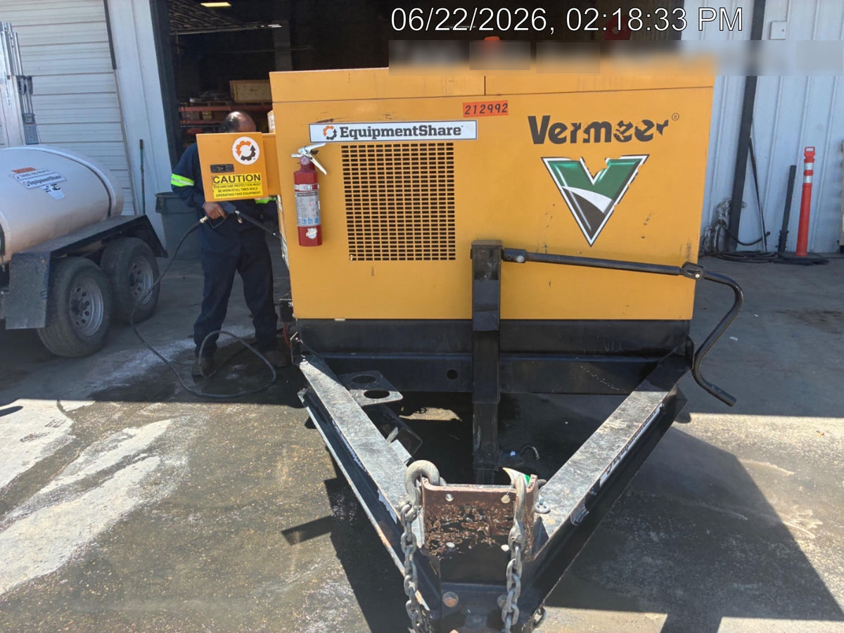 2022 VAC-TRON LP573XDT