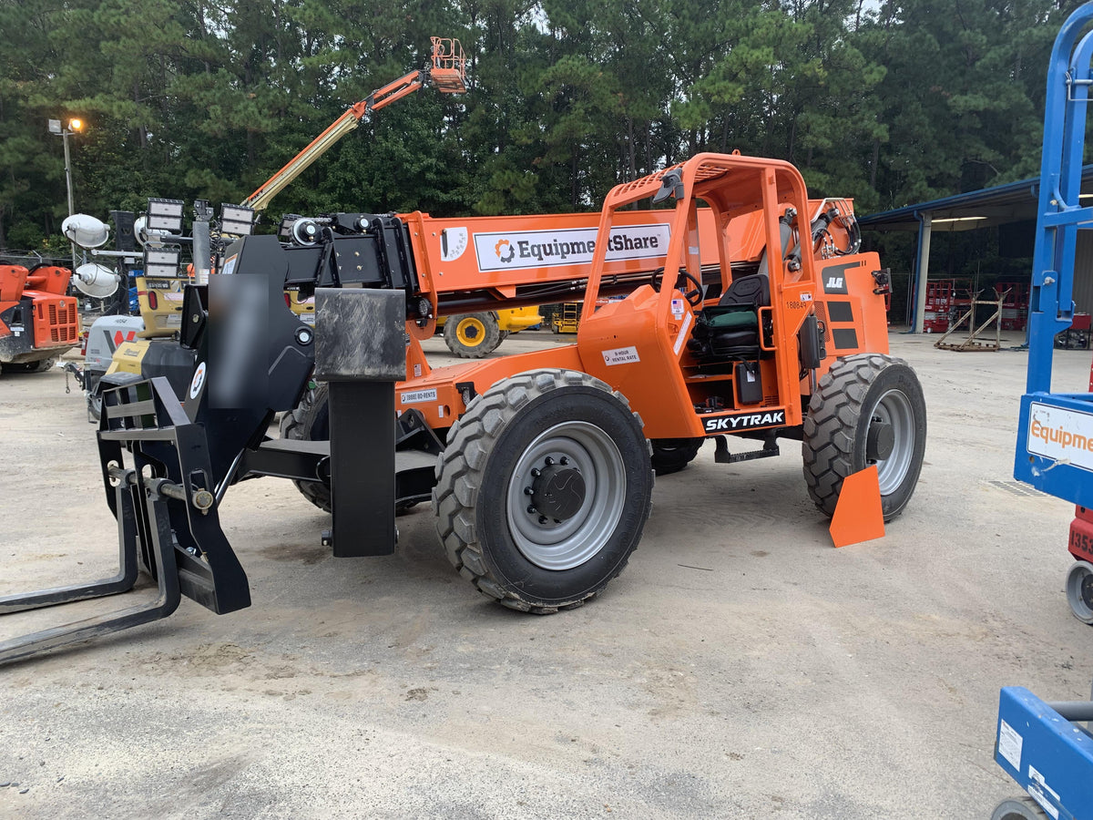 2021 SKYTRAK 10054