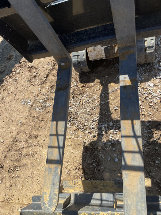 2023 BOBCAT 36" Mini Skid Steer Fork Carriage - Bobcat