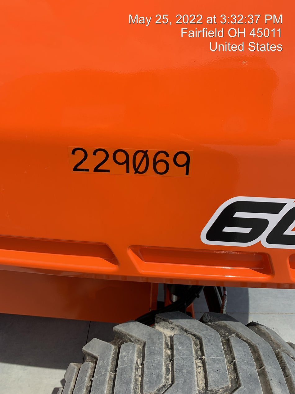 2022 JLG 600S